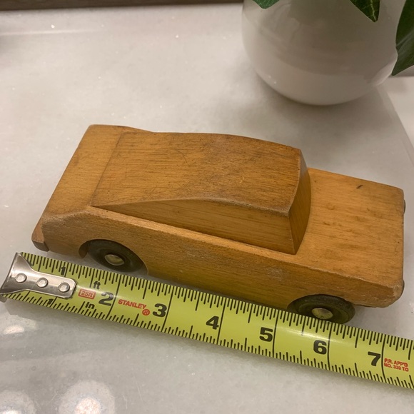 Vintage/Retro Solid Wood Car with Working Wooden Wheels - Picture 6 of 6